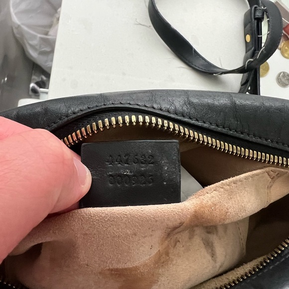 Used Gucci bag a year and a half old - Picture 5 of 5